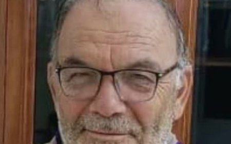 فليكتب الحزنُ ما عجزت عنه الكلمات