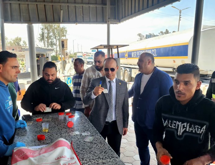 حملات مرورية مكبرة للكشف عن تعاطي المواد المخدرة بطرق كفر الشيخ