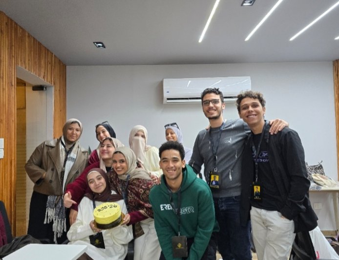 طلاب الأزهر يطلقون ورشة «Photo Hacking» لتأهيل الشباب في صناعة المحتوى